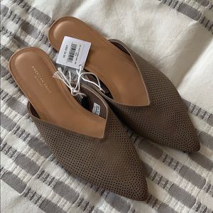 American Eagle slide on mule loafers